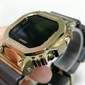Casio G-SHOCK 5600 系列酷炫時尚黑金雙色男士數碼手錶 GM-5600UG-9