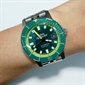 Zodiac Super Sea Wolf Compression Diver II 綠色太陽紋錶盤不鏽鋼機械手錶 ZO9310