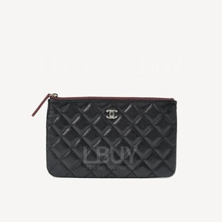 Chanel 經典拉鍊20cm手提包 黑色配金色CC logo AP1071