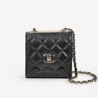 Chanel Gold Metal Clutch with Chain A81633