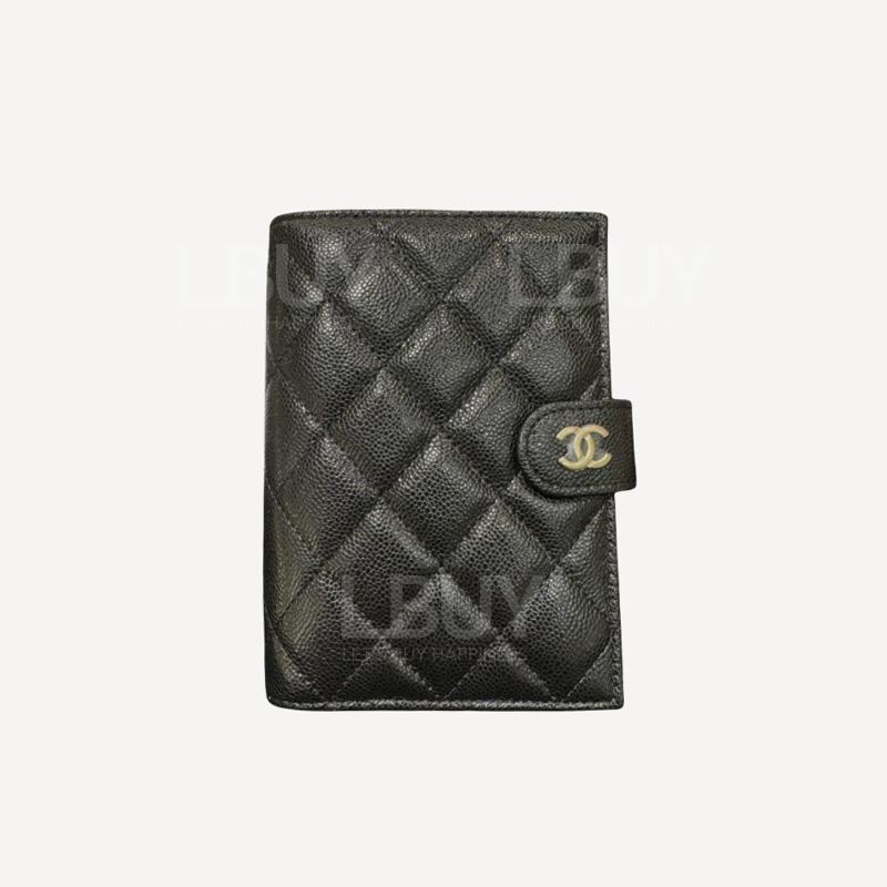 Chanel Black Grained Calfskin Gold CC Logo Passport Universal Case AP3791