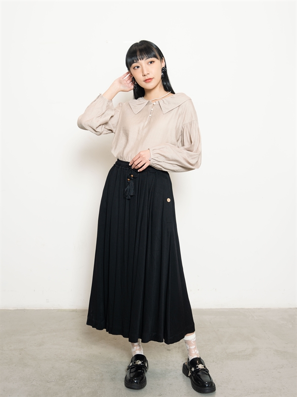 Drawstring flare outlet skirt