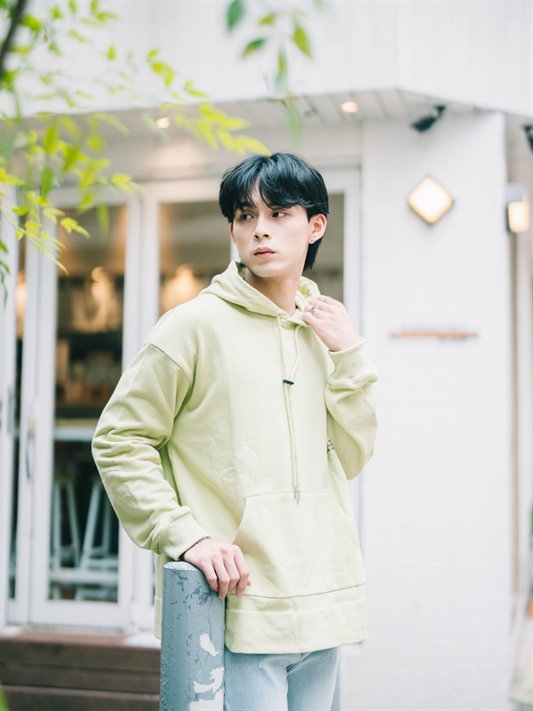 Font Print Sweat Shirt