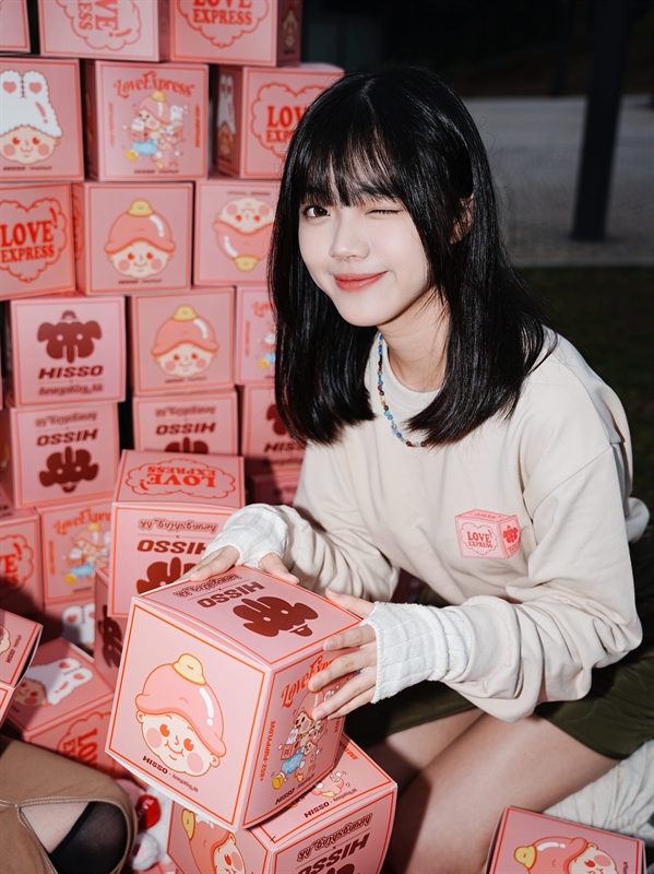 TenRen's Tea Sweatshirt