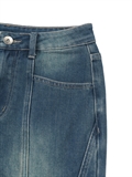  Washed Boot Cut Jean