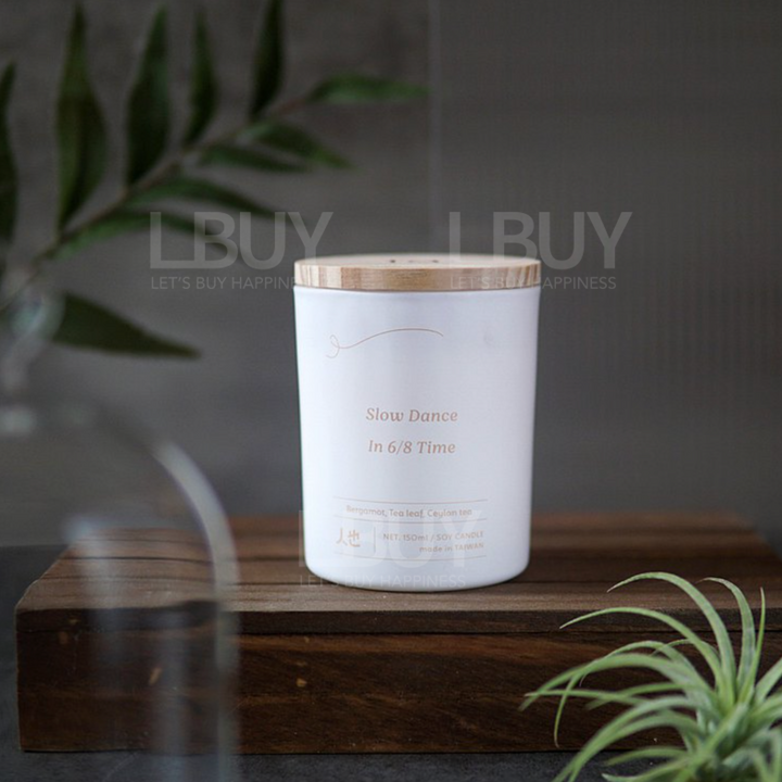 Slow Dance (Bergamot & Ceylon Tea) Scented Soy Candle (150ml)
