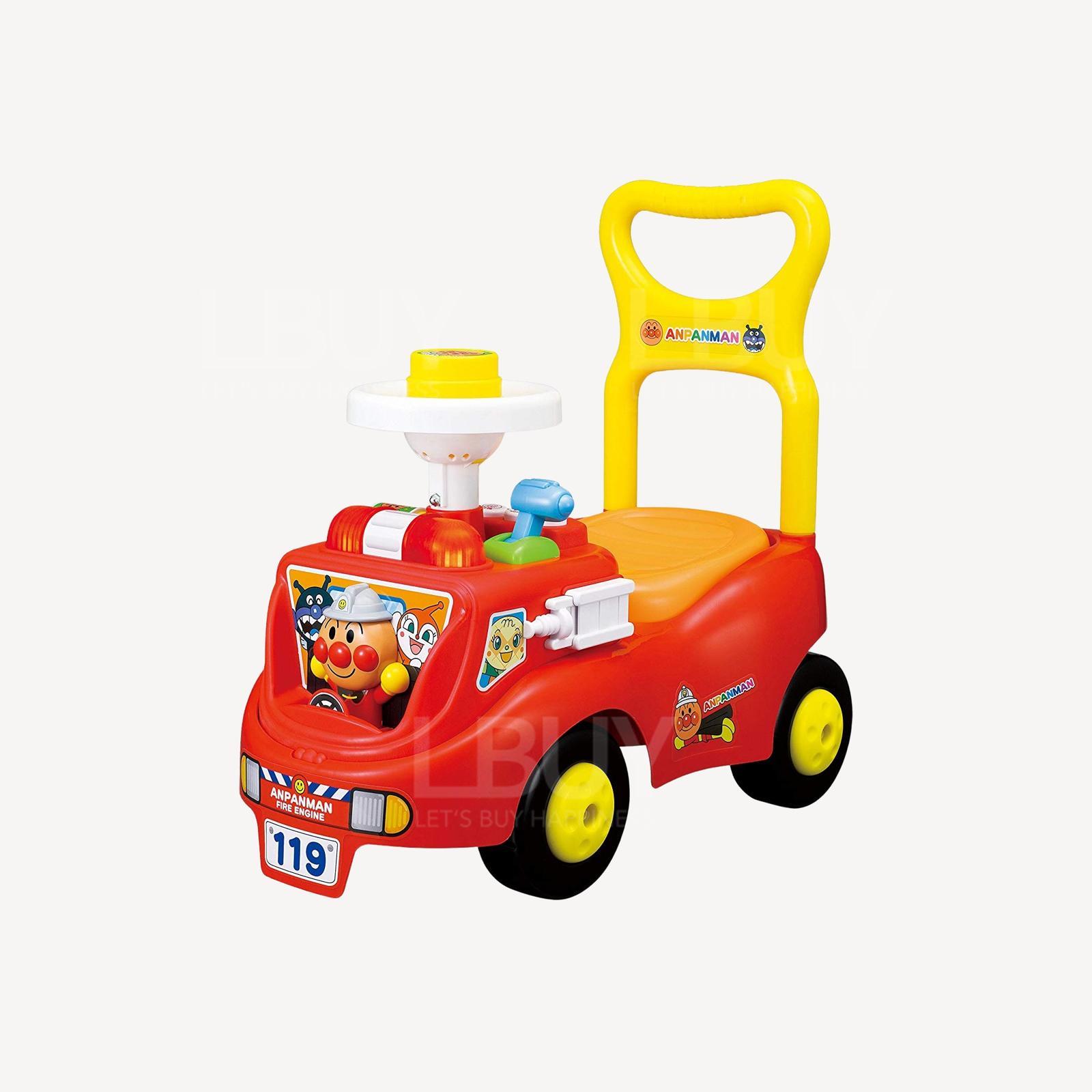 麵包超人騎乘消防車